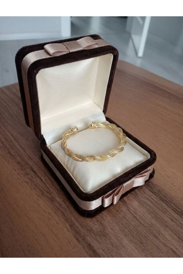 Altın Renk Çelik Örgü Model Kelepçe Kadın Bileklik